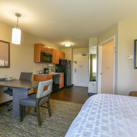 Candlewood Suites Medford By Ihg Luaran gambar